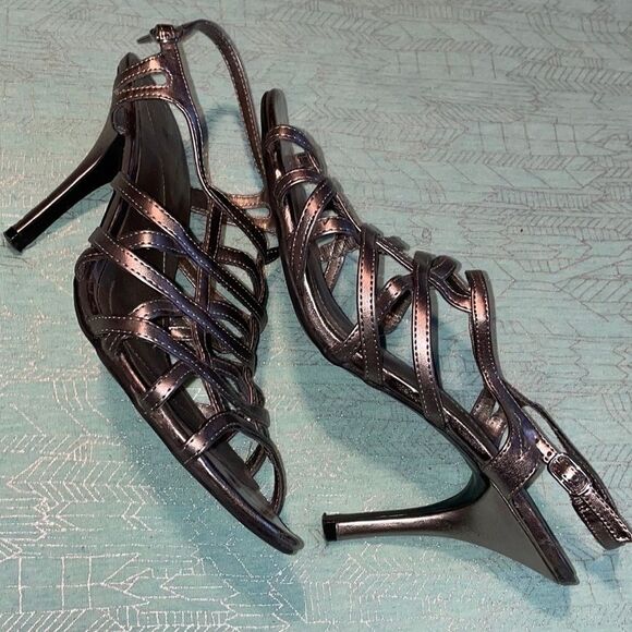 APT. 9 sling back stiletto Payton Pewter sandals, size 8.5 - Picture 9 of 11